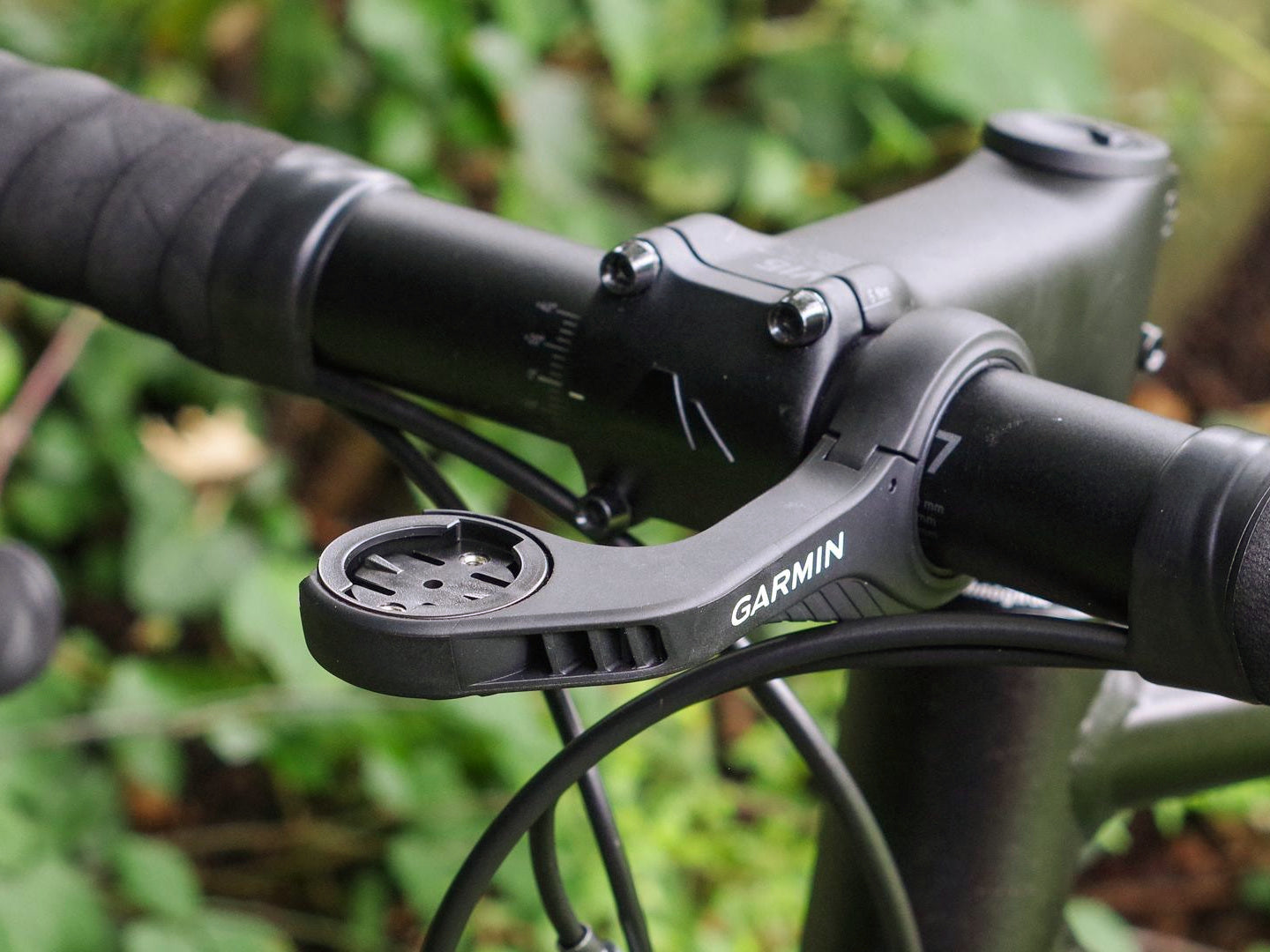 Garmin Edge Flush Out-front Computer Mount