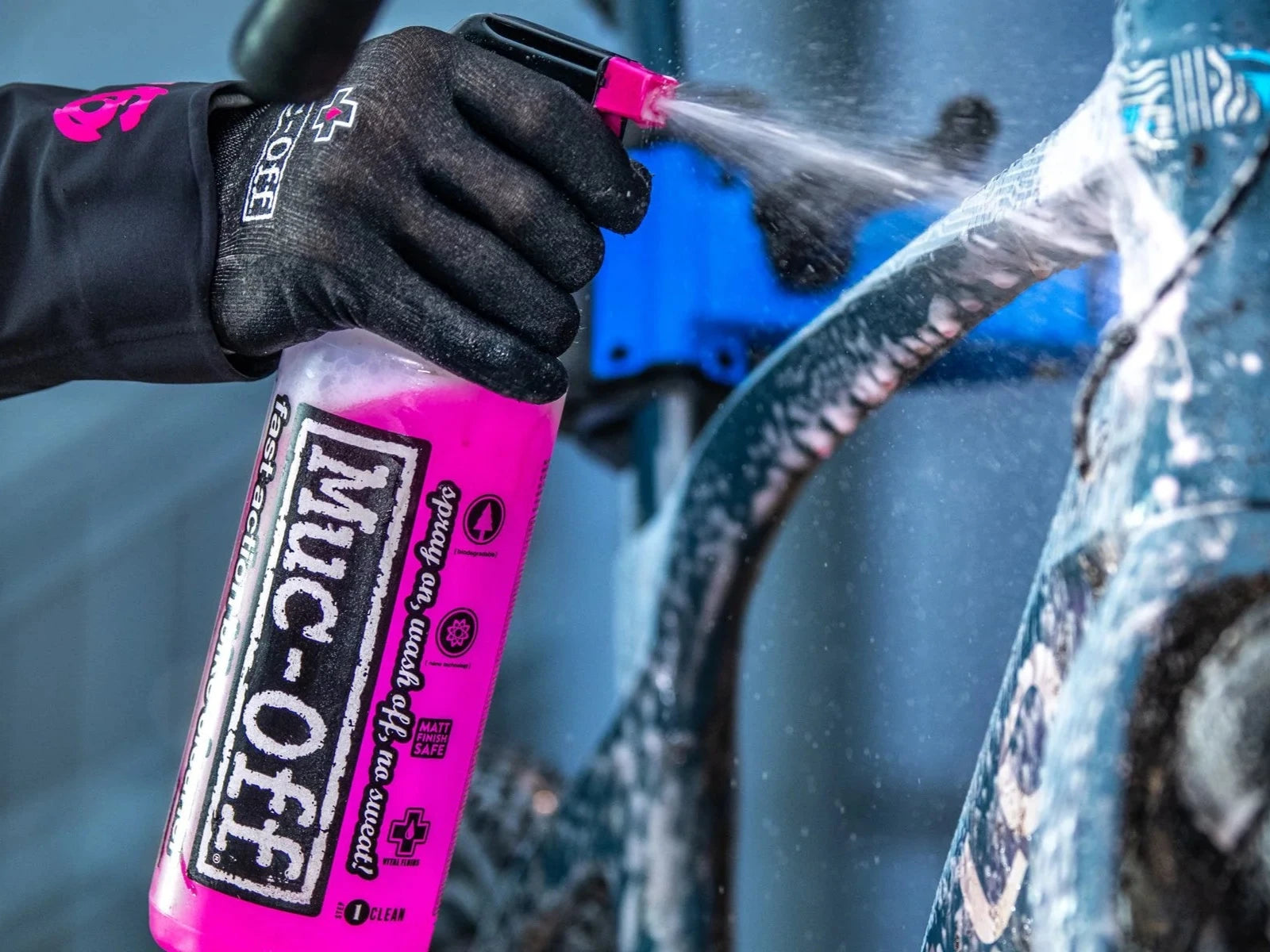 Muc-Off Nano Tech Biodegradable Cleaner, 1L