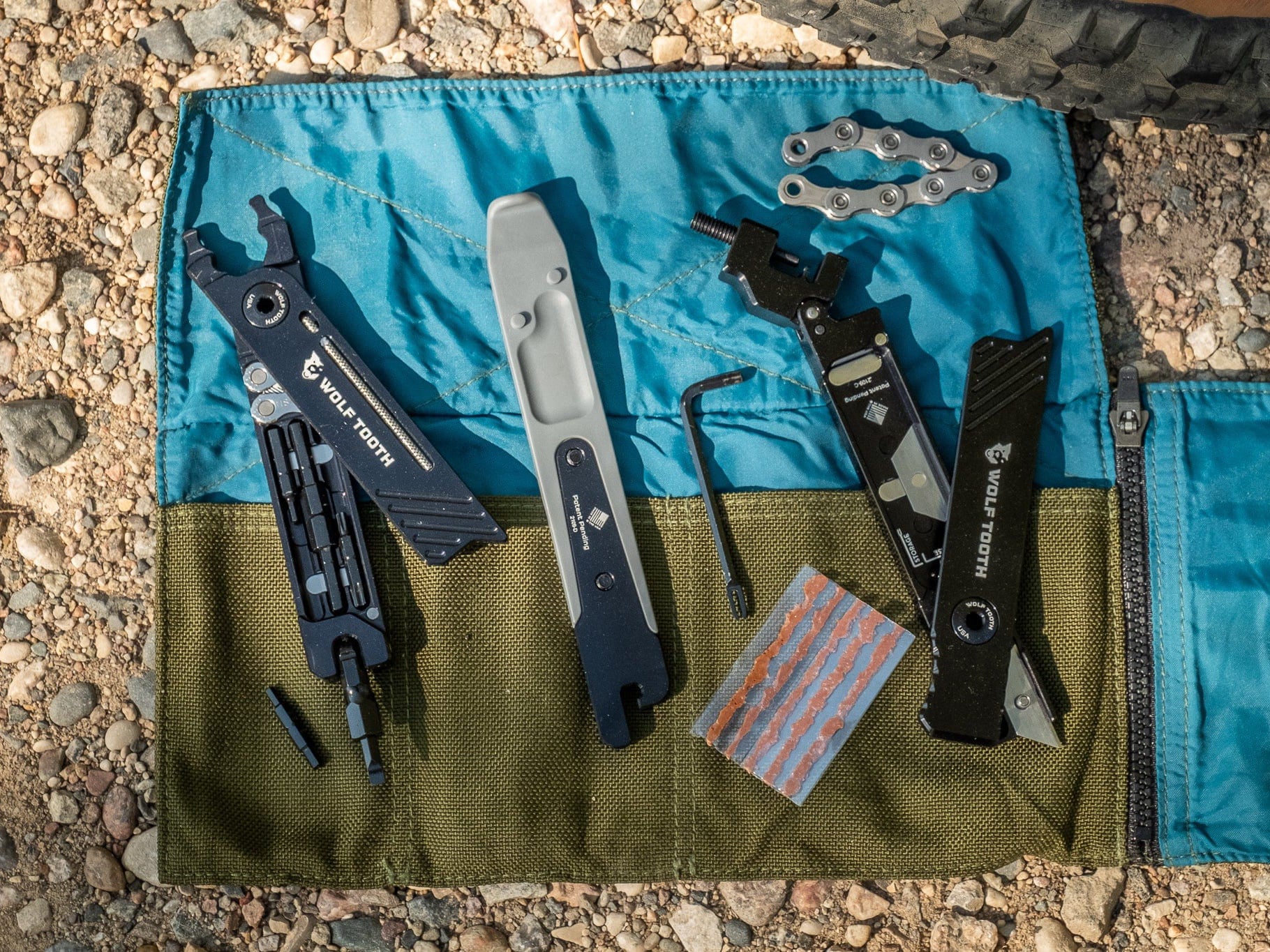Wolf Tooth 8-Bit Kit Two Multi-Tool