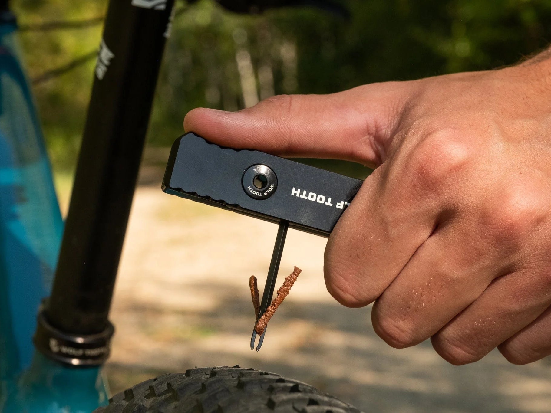 Wolf Tooth 8-Bit Kit Two Multi-Tool