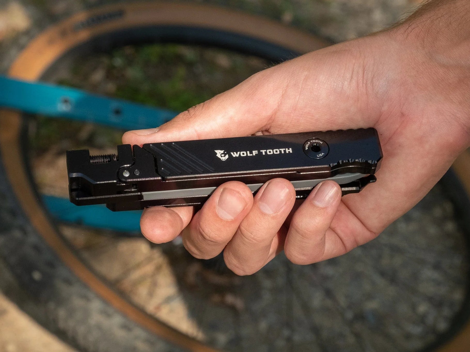 Wolf Tooth 8-Bit Kit Two Multi-Tool